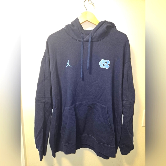 North Carolina Tar Heels UNC Jordan Hoodie, 3XL - Picture 1 of 3